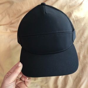 Lululemon hat